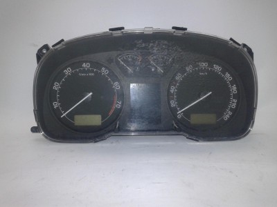 CUADRO INSTRUMENTOS MAZDA CX-5 2004