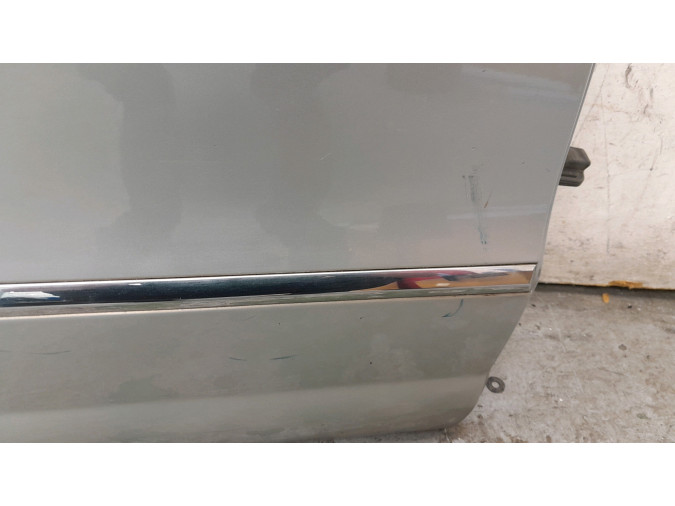 PUERTA TRASERA DERECHA VOLKSWAGEN PASSAT PLATA 2012