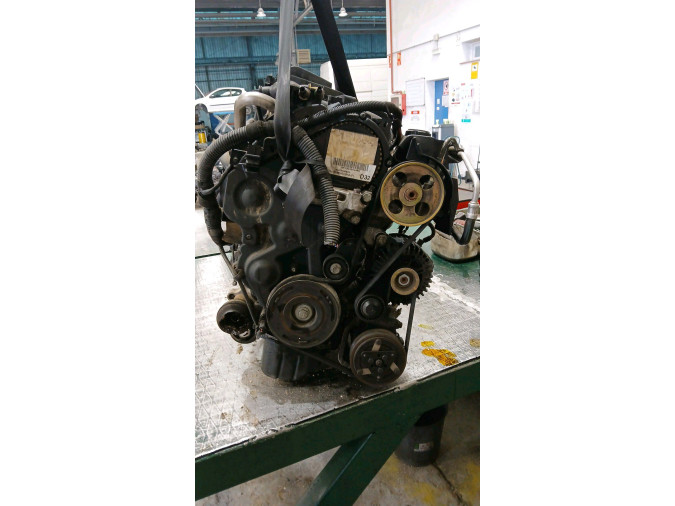 Motor PEUGEOT 206 2003