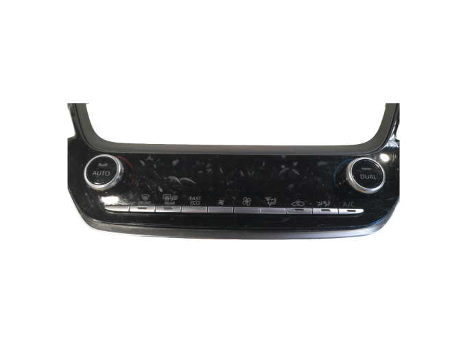 MANDO CLIMATIZACION TOYOTA COROLLA CROSS 2023