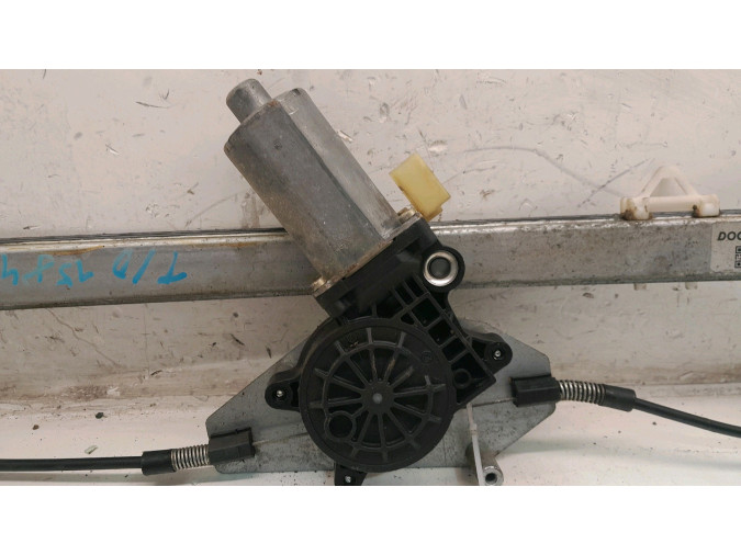 ELEVALUNAS TRASERO DERECHO BMW X5 2001