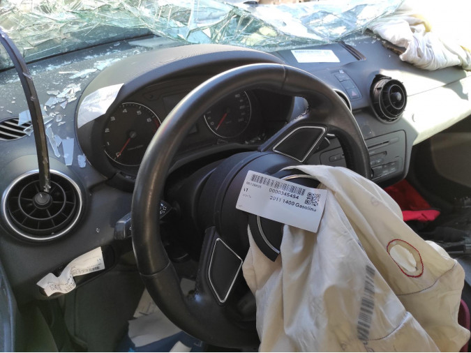 Mando Multifunción AUDI A1 2011
