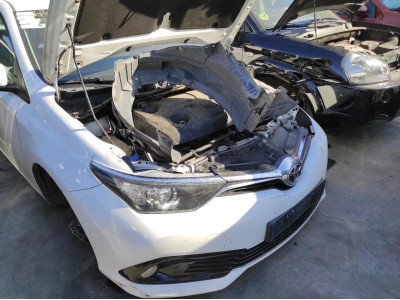 Radiador A/C TOYOTA AURIS 2016