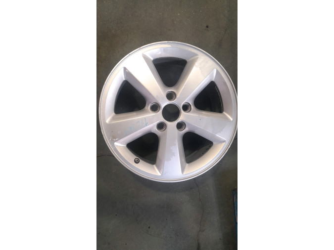 LLANTA DE ALUMINIO FORD FOCUS 2005