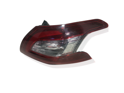 PILOTO TRASERO DERECHO EXTERIOR PEUGEOT 308 2016
