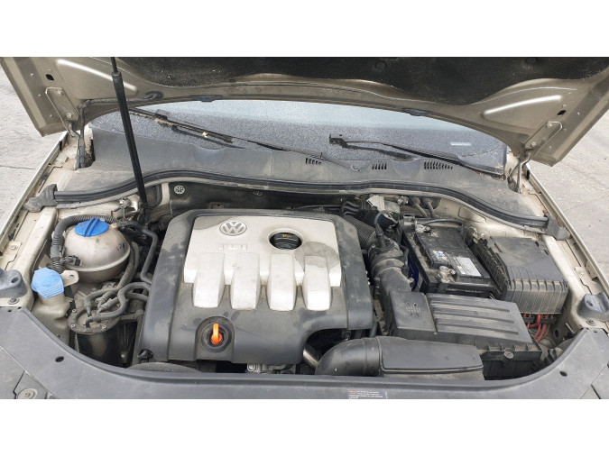 CAPOT VOLKSWAGEN PASSAT CHAMPAN 2005