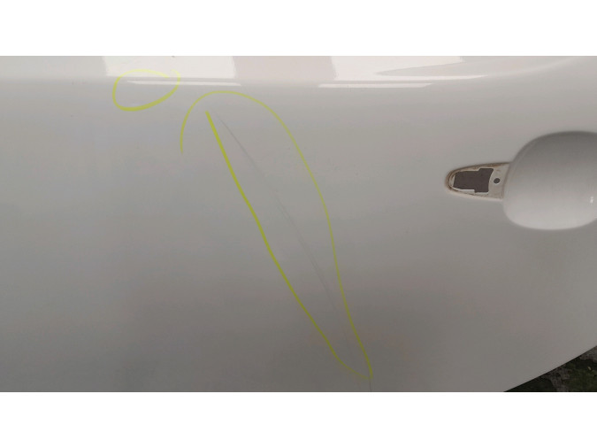 PUERTA TRASERA IZQUIERDA VOLVO V40 BLANCO 2015