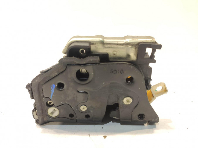 CERRADURA PÙERTA DELANTERA DERECHA OPEL ASTRA 2013