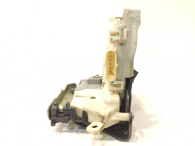 CERRADURA PÙERTA DELANTERA DERECHA OPEL ASTRA 2013