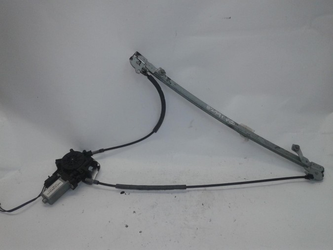 ELEVALUNAS DELANTERO DERECHO RENAULT SCENIC RX4 2000