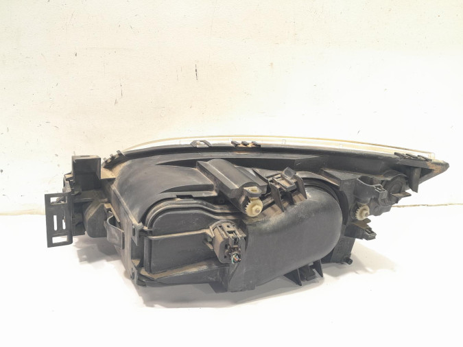 FARO DELANTERO DERECHO FORD MONDEO 2002