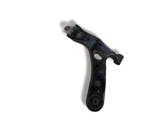 BRAZO SUSPENSION INFERIOR DELANTERO DERECHO TOYOTA AURIS 2016