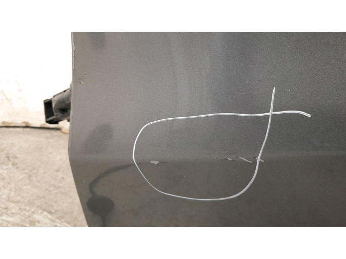 PUERTA TRASERA IZQUIERDA MERCEDES A 180 GRIS 2017