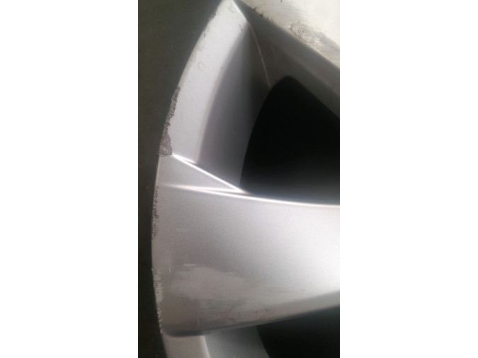 LLANTA DE ALUMINIO PEUGEOT PARTNER TEPEE 2016