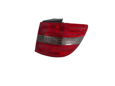 PILOTO TRASERO DERECHO EXTERIOR MERCEDES B 200 CDI ROJO BLANCO 2008