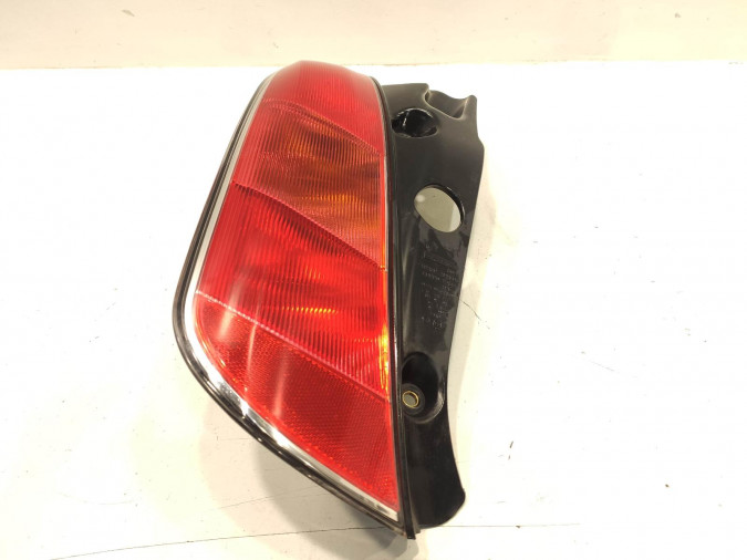 PILOTO TRASERO IZQUIERDO LANCIA YPSILON 2005