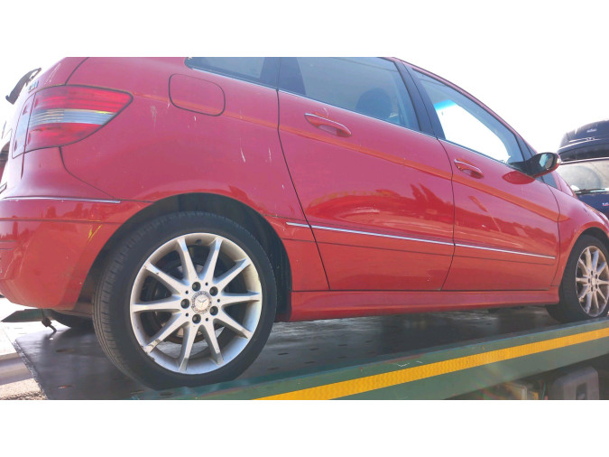 PANEL DELANTERO MERCEDES B 200 CDI 2008