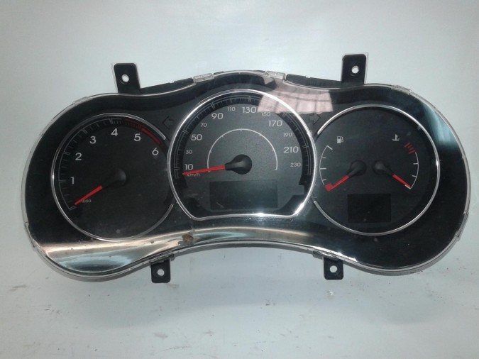 CUADRO INSTRUMENTOS VOLKSWAGEN PASSAT 2014