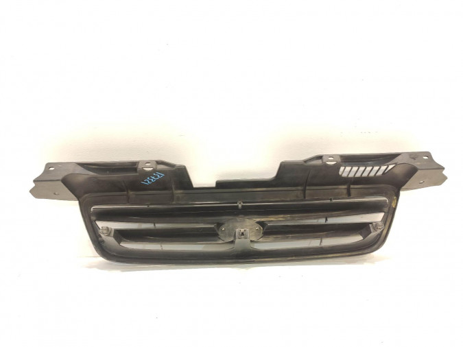 REJILLA DELANTERA KIA CARENS 2001