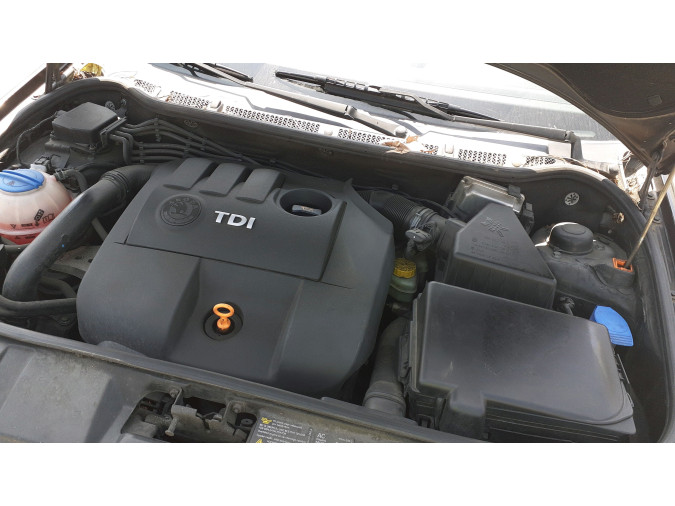 RADIADOR AGUA SKODA FABIA 2005