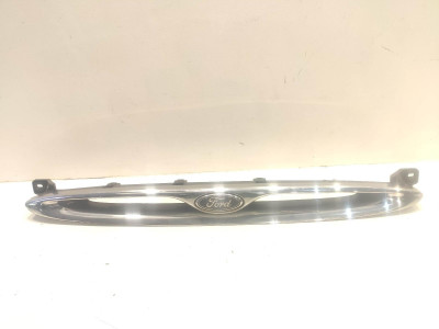 REJILLA DELANTERA SEAT IBIZA 1997