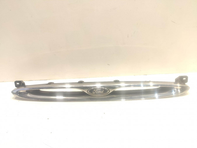 REJILLA DELANTERA SEAT IBIZA 1997