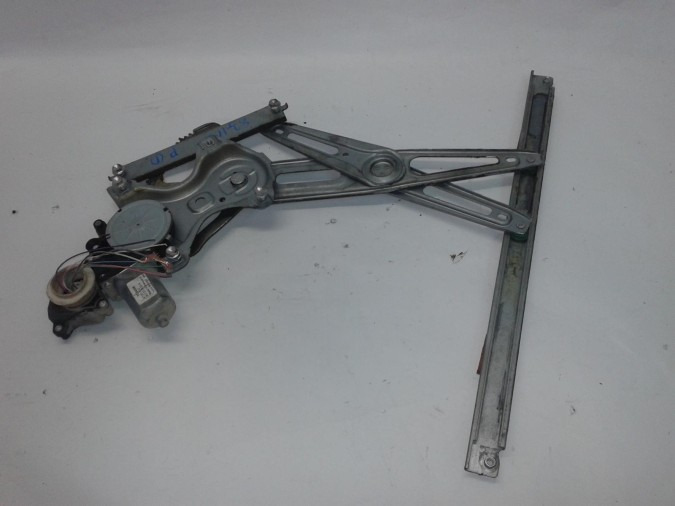 ELEVALUNAS DELANTERO IZQUIERDO TOYOTA AURIS 2007