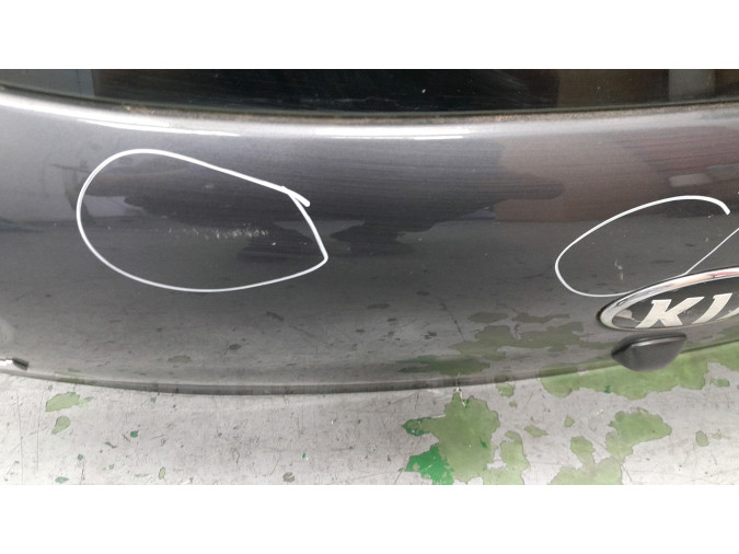 PORTON TRASERO KIA CEED NEGRO 2012