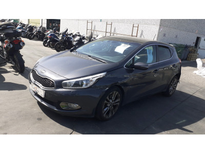 BRAZO SUSPENSION SUPERIOR TRASERO DERECHO KIA CEED 2012