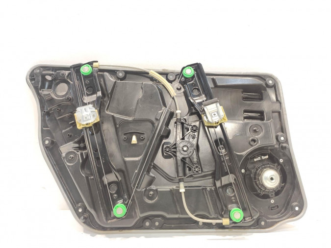 ELEVALUNAS DELANTERO DERECHO MERCEDES GLA CLASS 2014