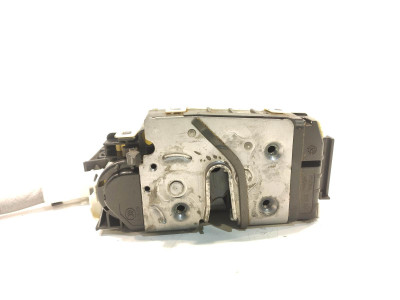 CERRADURA PUERTA TRASERA IZQUIERDA MERCEDES GLA CLASS 2014