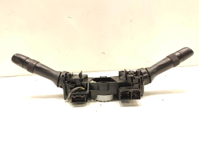 Mando Multifunción TOYOTA AURIS 2007