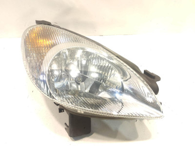 FARO DELANTERO DERECHO CITROEN XSARA PICASSO 2000