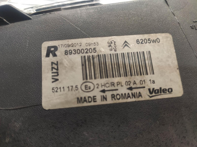 FARO DELANTERO DERECHO CITROEN XSARA PICASSO 2000