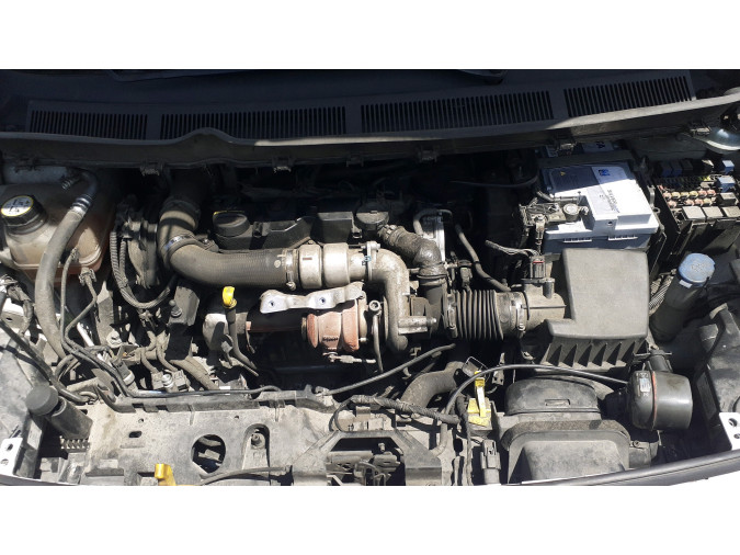 MECANICA TRASERA FORD TRANSIT COURIER 2016