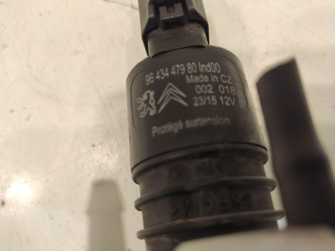 Bomba de Limpia PEUGEOT 5008 2015