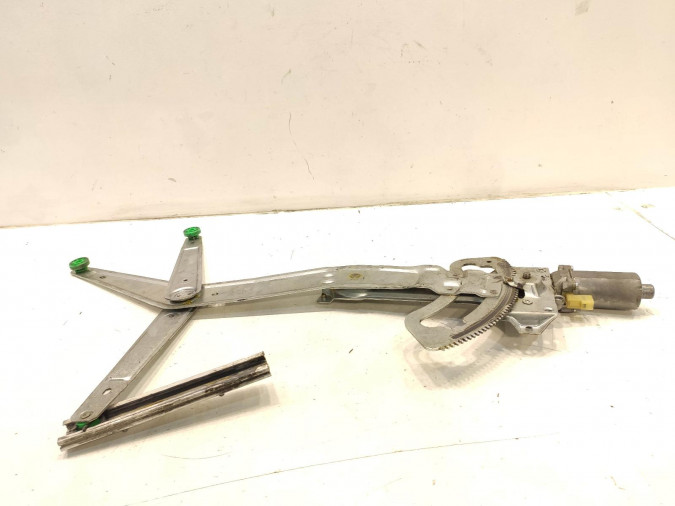 ELEVALUNAS DELANTERO DERECHO OPEL ZAFIRA 2000