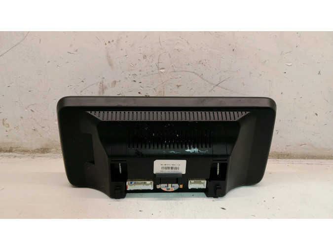Autorradio MERCEDES C 250 2016