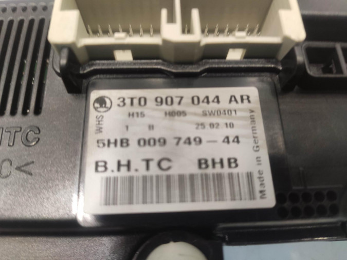 MANDO CALEFACCIÓN SKODA SUPERB 2010
