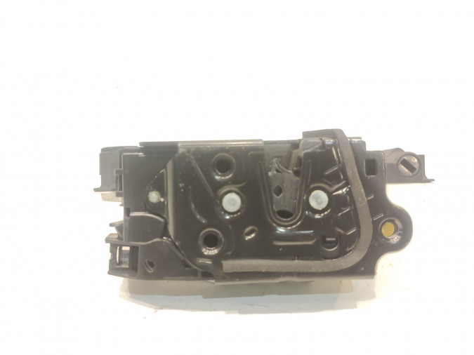 CERRADURA PUERTA DELANTERA DERECHA SKODA SUPERB 2010