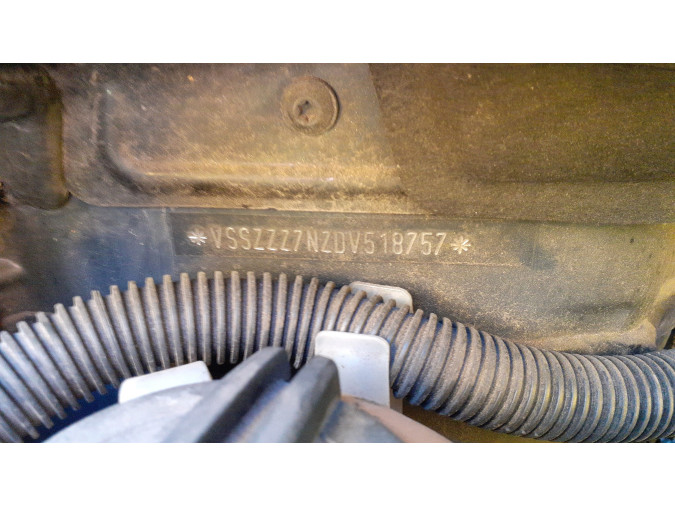 DEPOSITO LIMPIA.DL. SEAT ALHAMBRA 2013