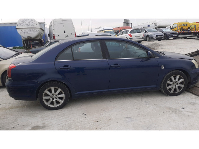PANEL DELANTERO TOYOTA AVENSIS 2004