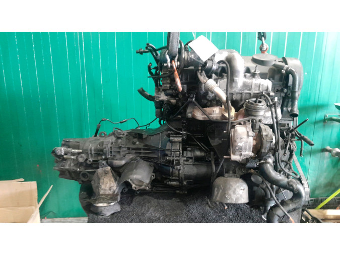 MOTOR CON ACCESORIOS Y CAJA DE CAMBIOS VOLKSWAGEN PASSAT 1999