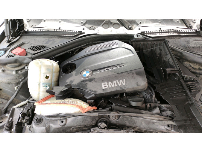GUIA D.PARAGOLPES TR BMW 318D 2016