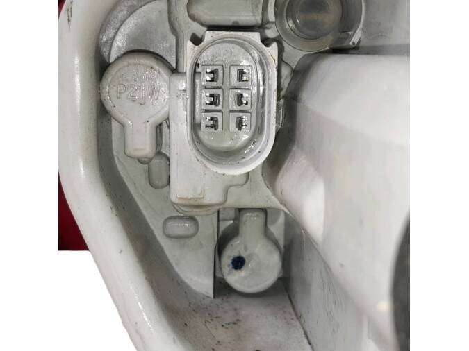 PILOTO TRASERO IZQUIERDO SEAT IBIZA 2011