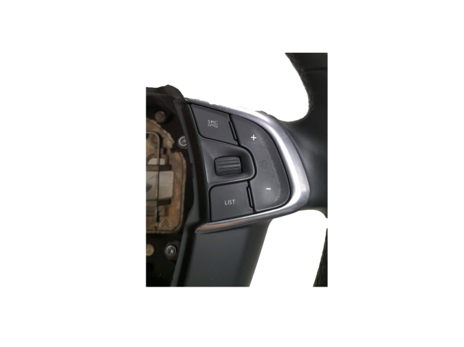 VOLANTE DS 4 / 4 CROSSBACK 2016