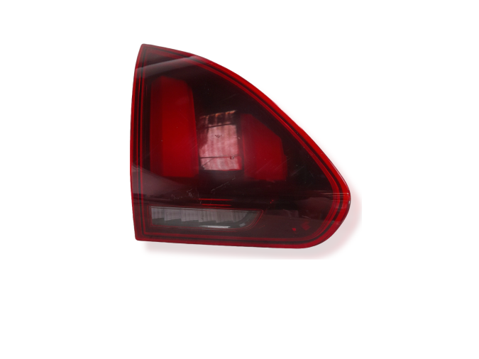 PILOTO TRASERO IZQUIERDO INTERIOR PEUGEOT 2008 2019