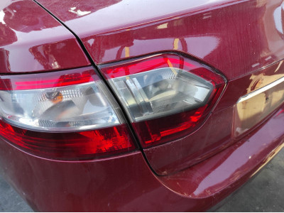 PILOTO TRASERO IZQUIERDO RENAULT FLUENCE 2010