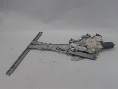 ELEVALUNAS DELANTERO DERECHO TOYOTA AVENSIS 2004