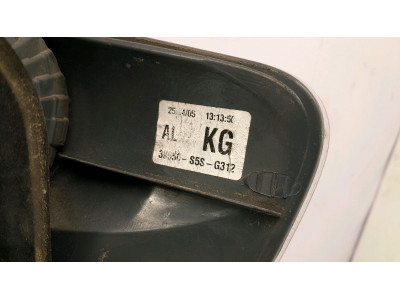 PILOTO TRASERO IZQUIERDO  HONDA CIVIC ROJO / BLANCO 2005